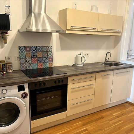 Casa Nostra - Helle Wohnung - Direkt Am Augarten Виена Екстериор снимка